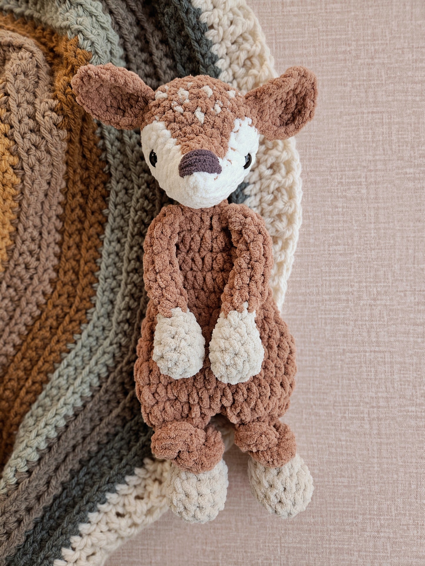 Midi Deer Snuggler